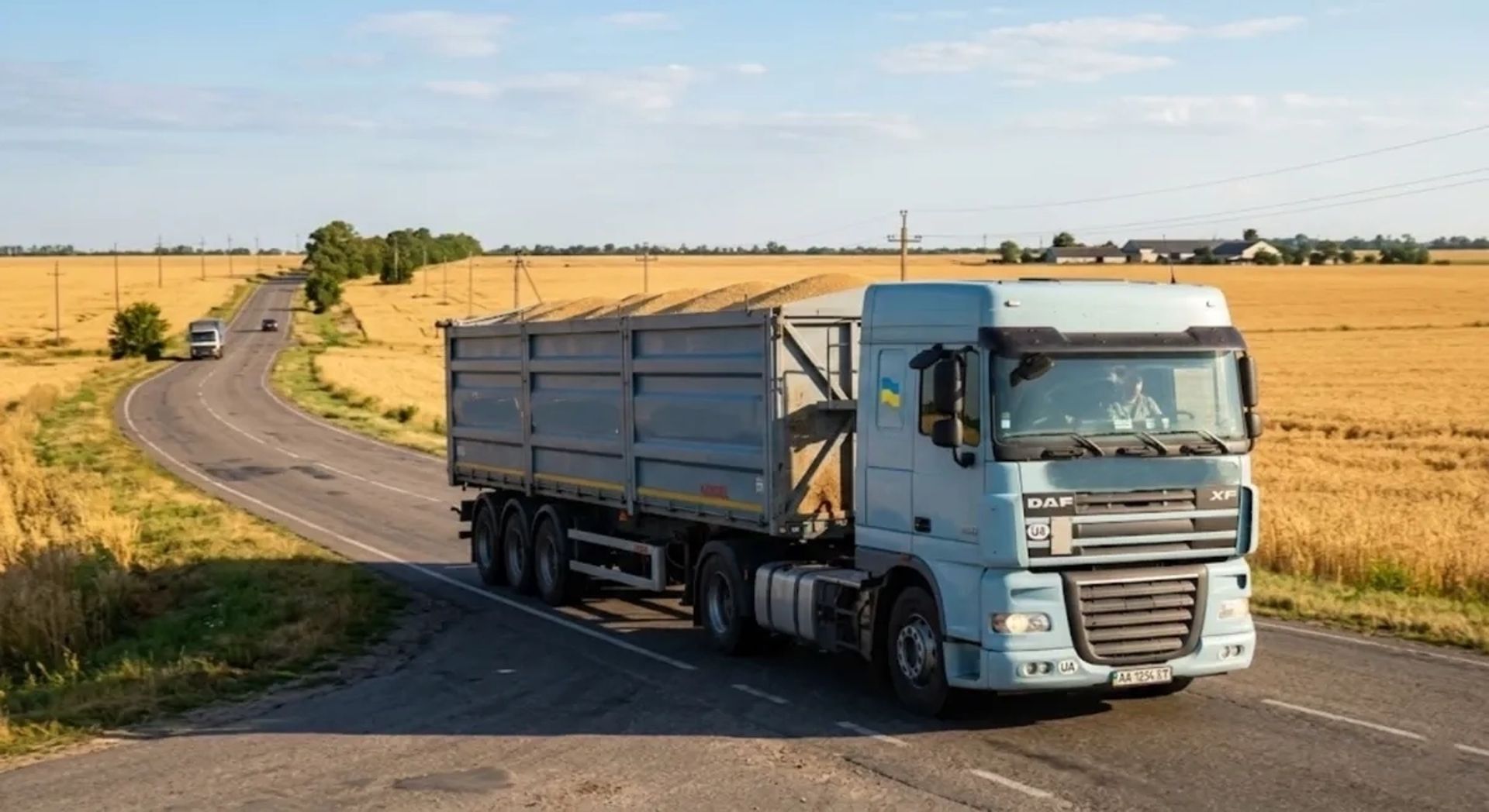 Зерновоз DAF для перевезення врожаю