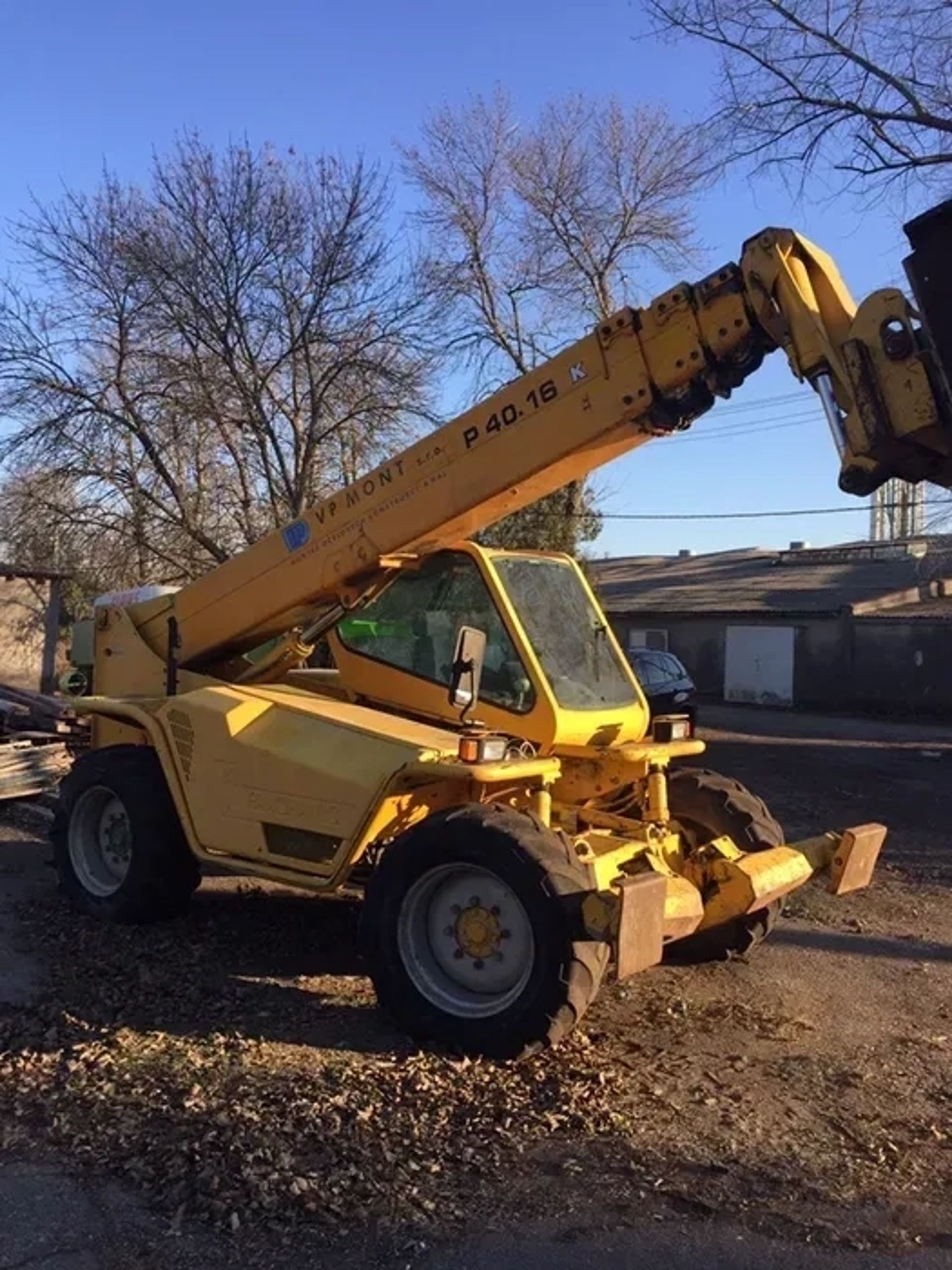 Телескопічний навантажувач Merlo P40.18