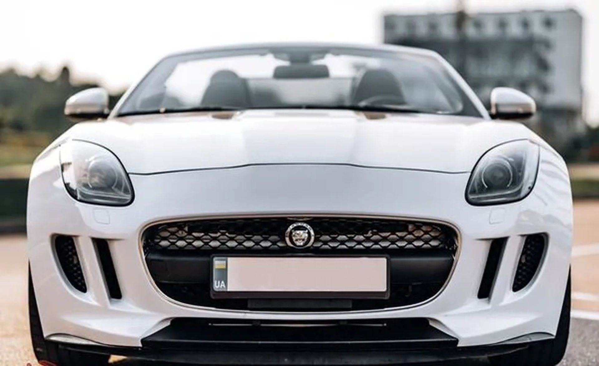 441 Jaguar F-Type кабріолет білий без водія