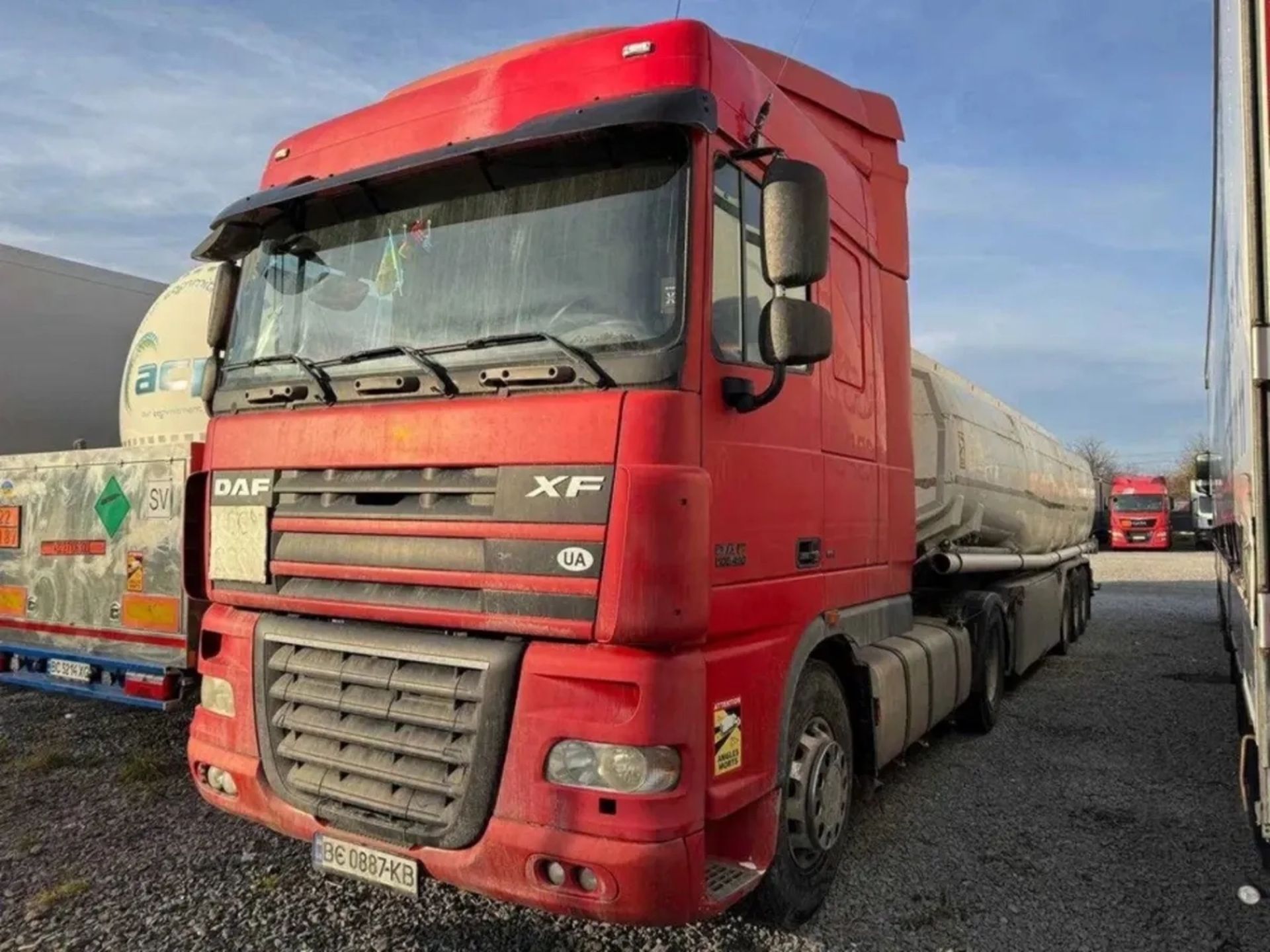 Цистерна на базі DAF XF для транспортування рідин