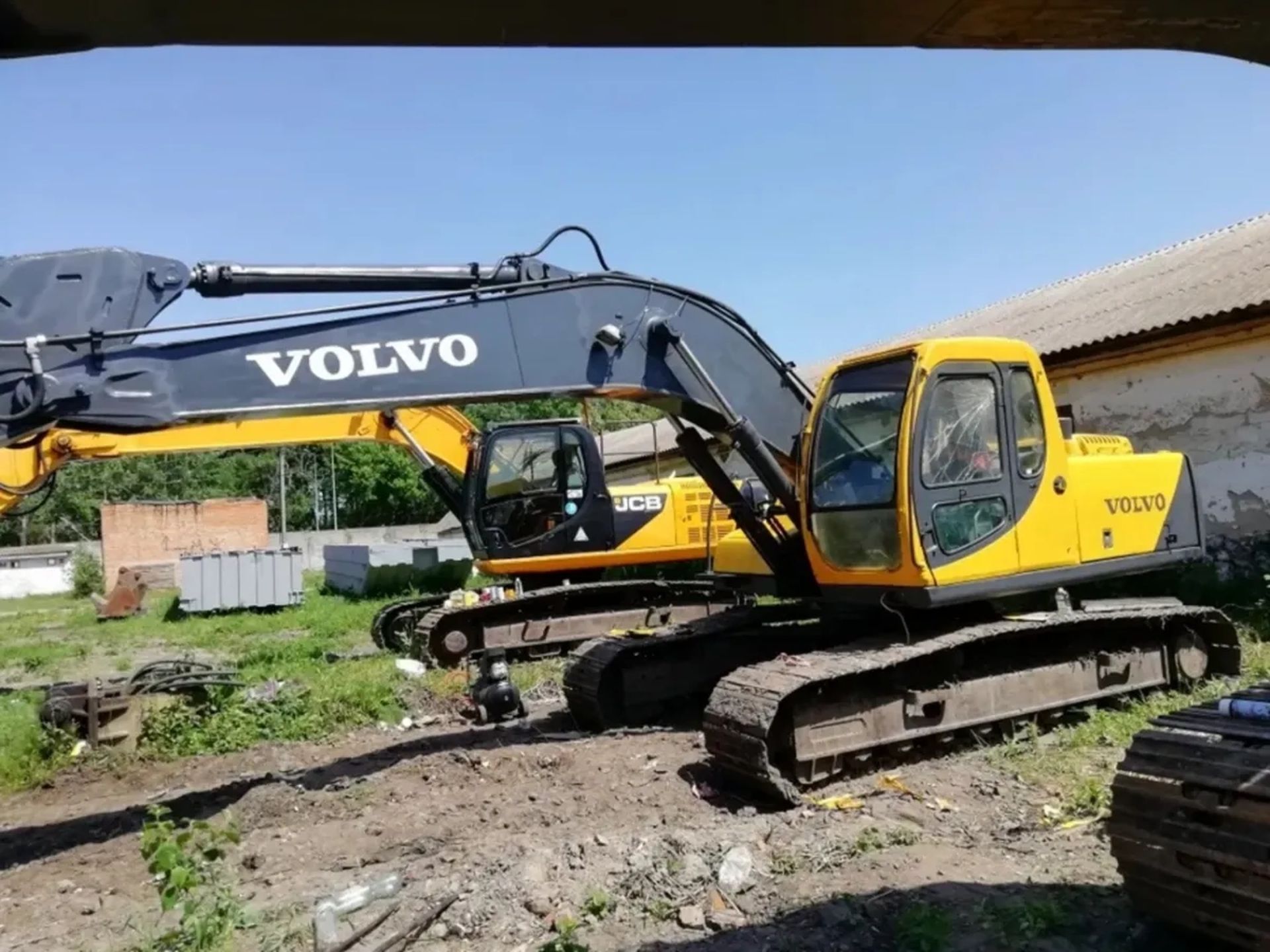 Гусеничний екскаватор Volvo EC210
