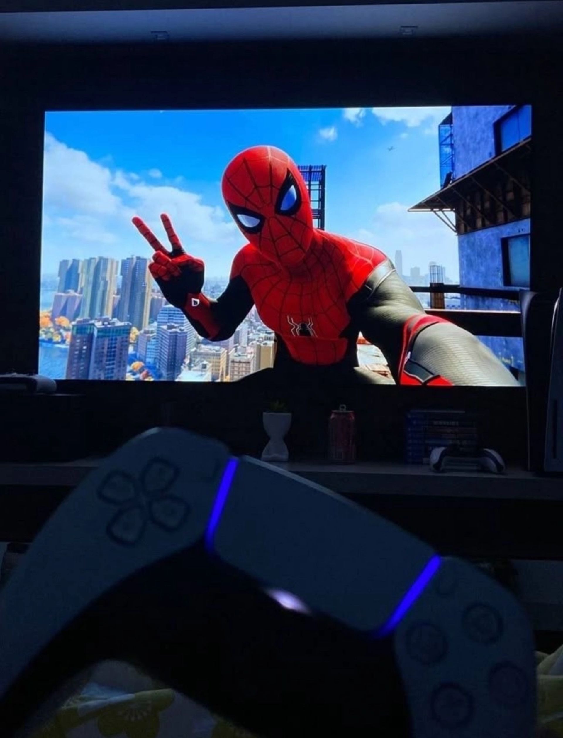 PS4 SLIM.