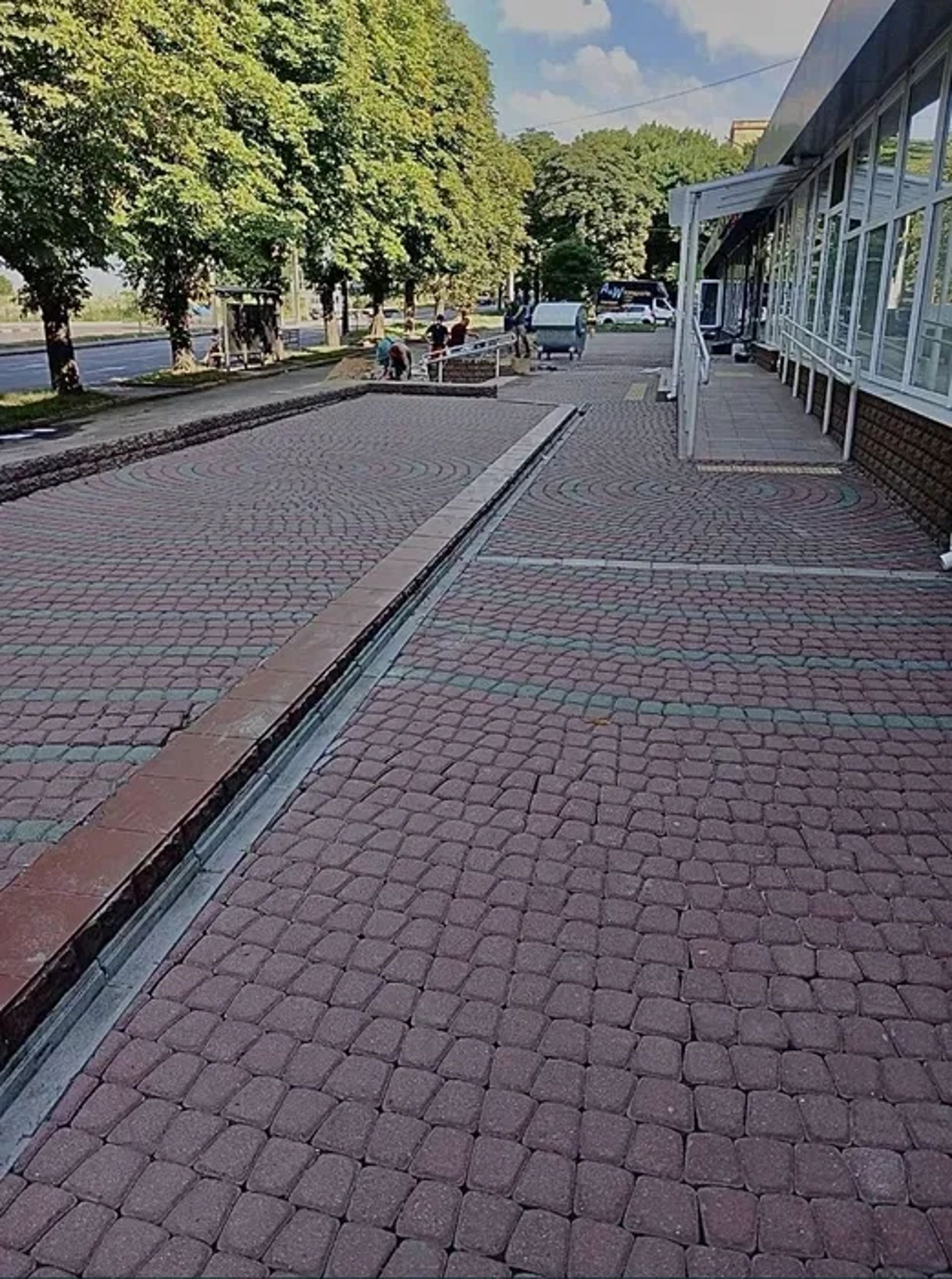 Мийка бруківки, мийка під високим тиском