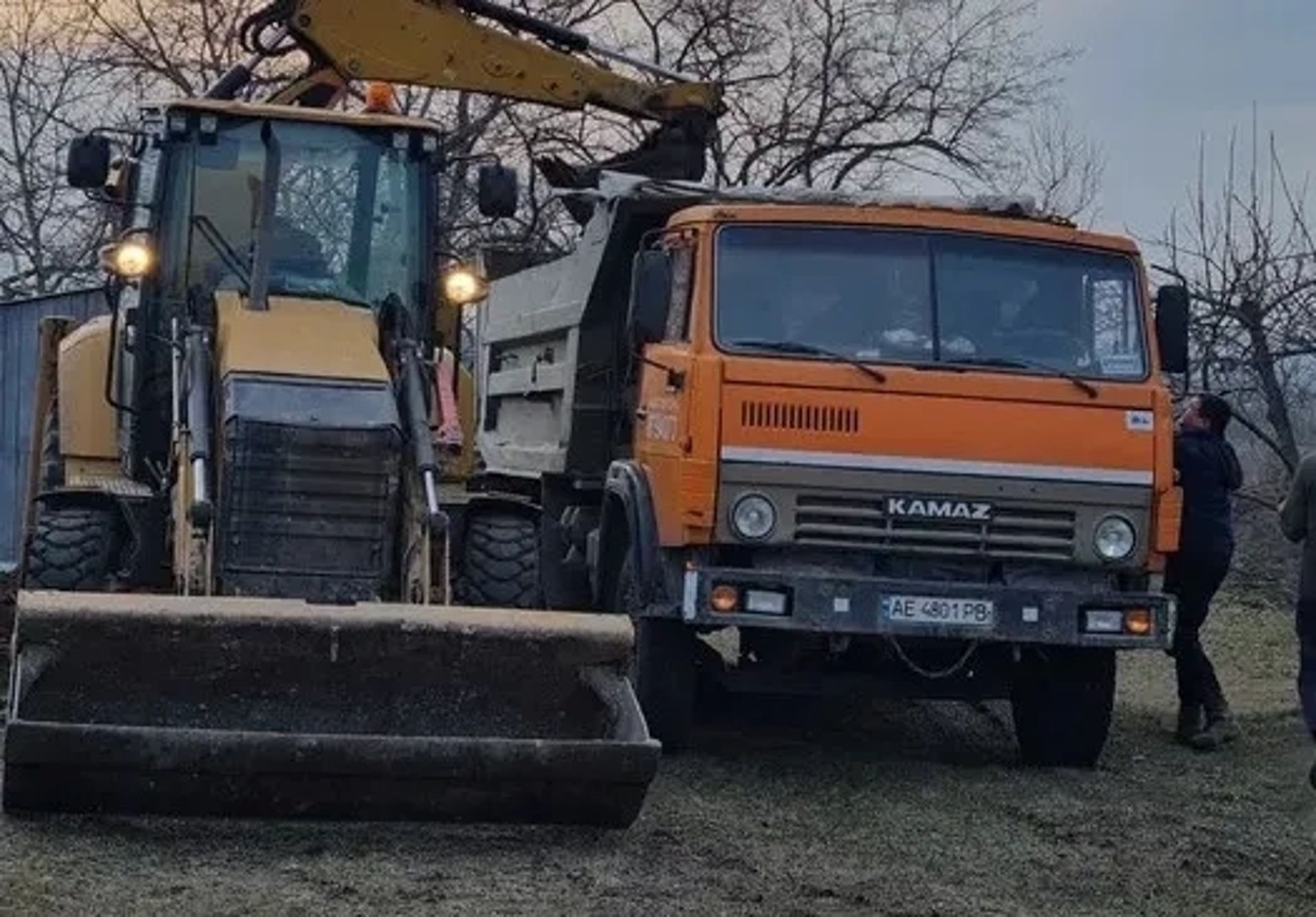 Екскаватор-навантажувач Caterpillar 428F2