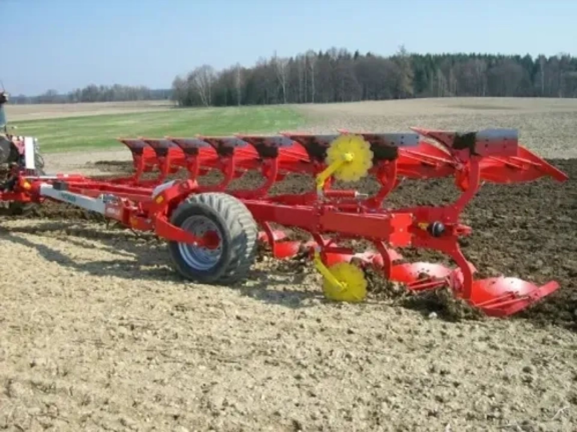 Pottinger: надійний плуг для оранки