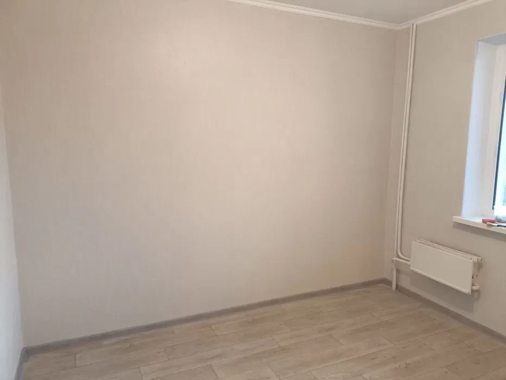 Шпаклівка під шпалери та фарбування, електрика, плитка