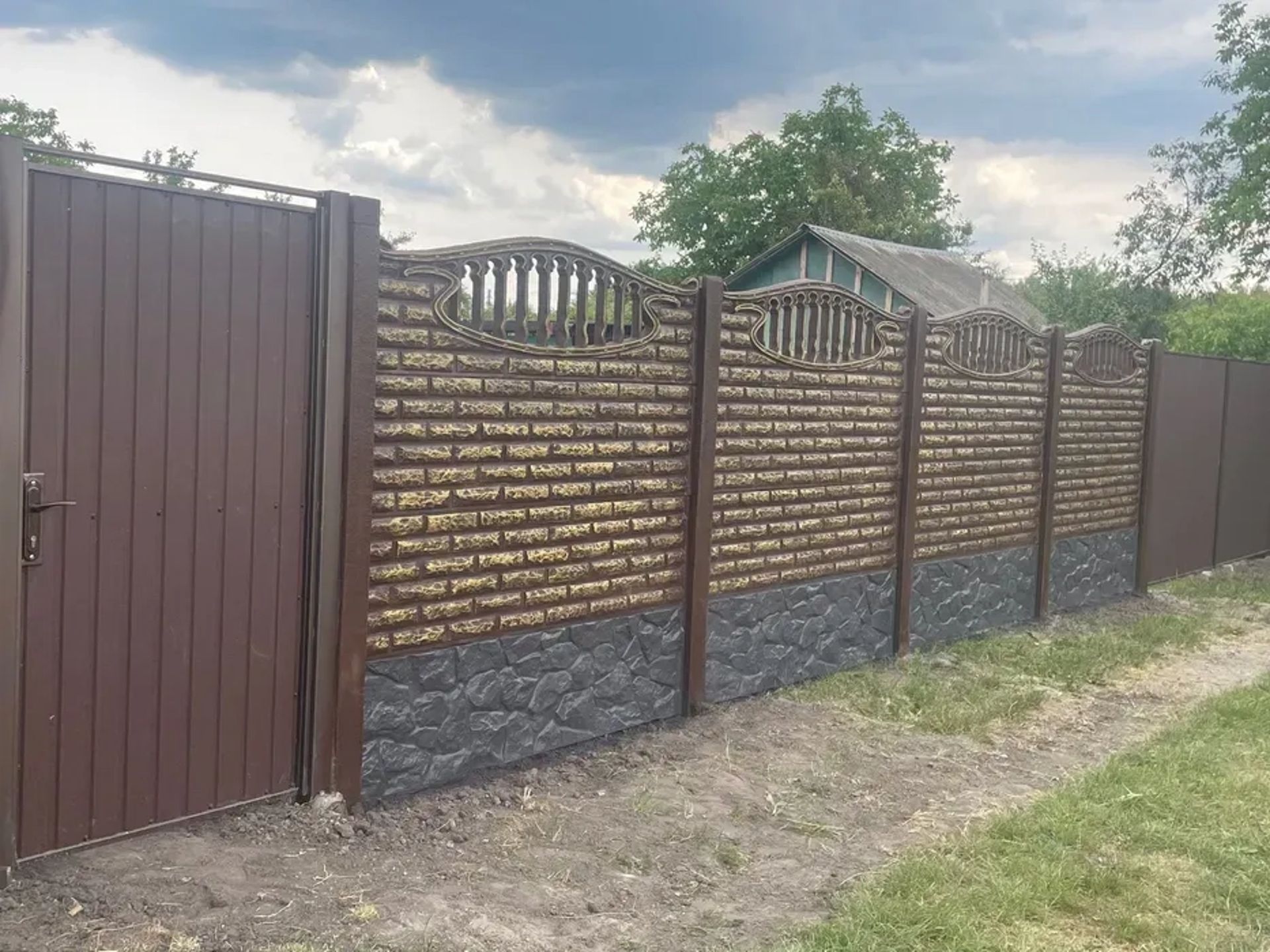 Євпрпаркан від виробника (бетонний паркан)