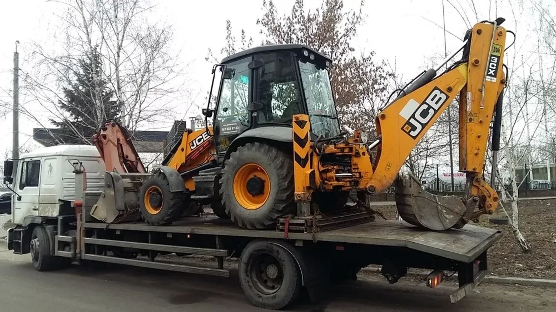 Екскаватор-навантажувач JCB 3CX