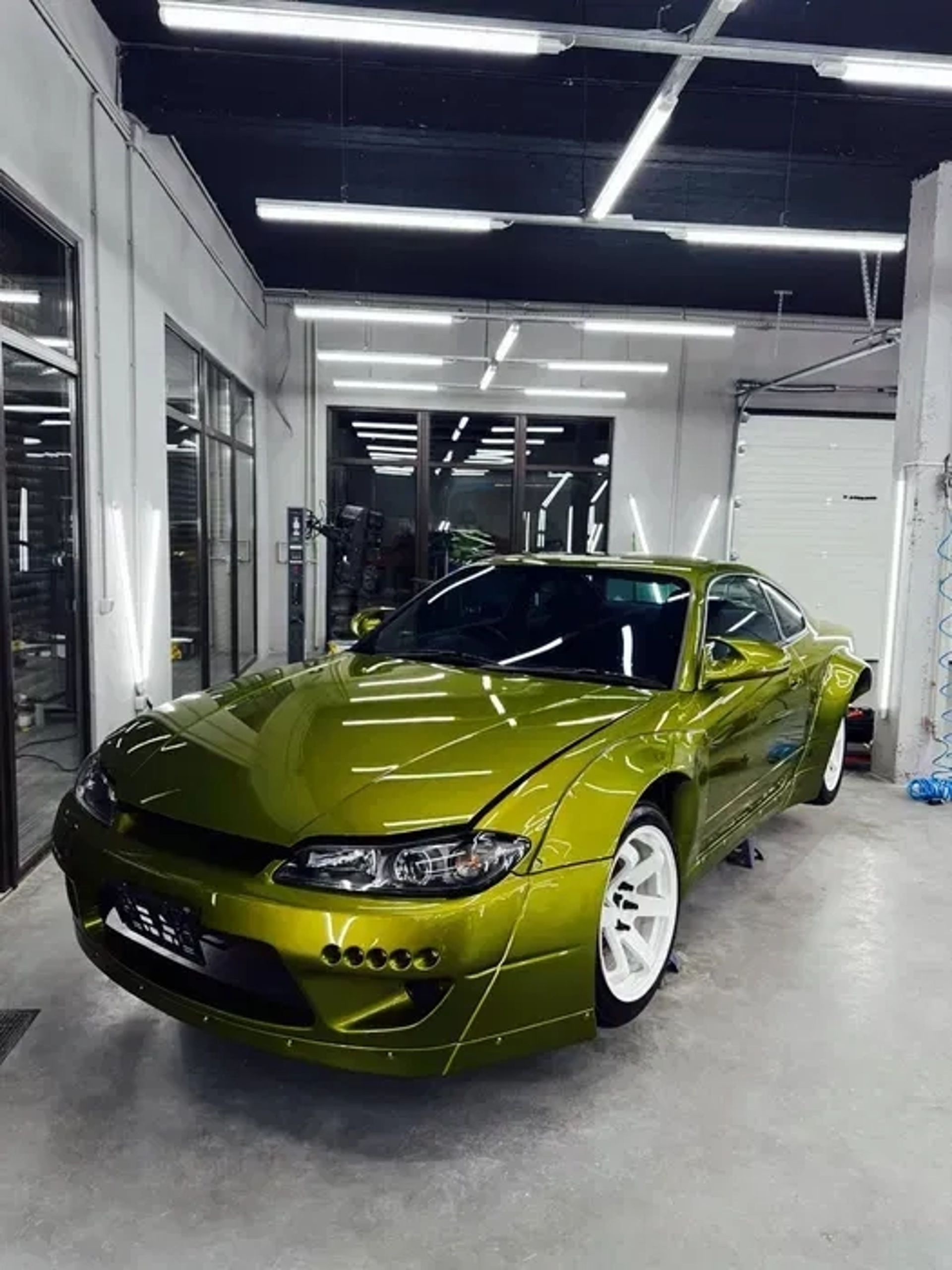 Оклейка авто, полірування, підготовка авто
