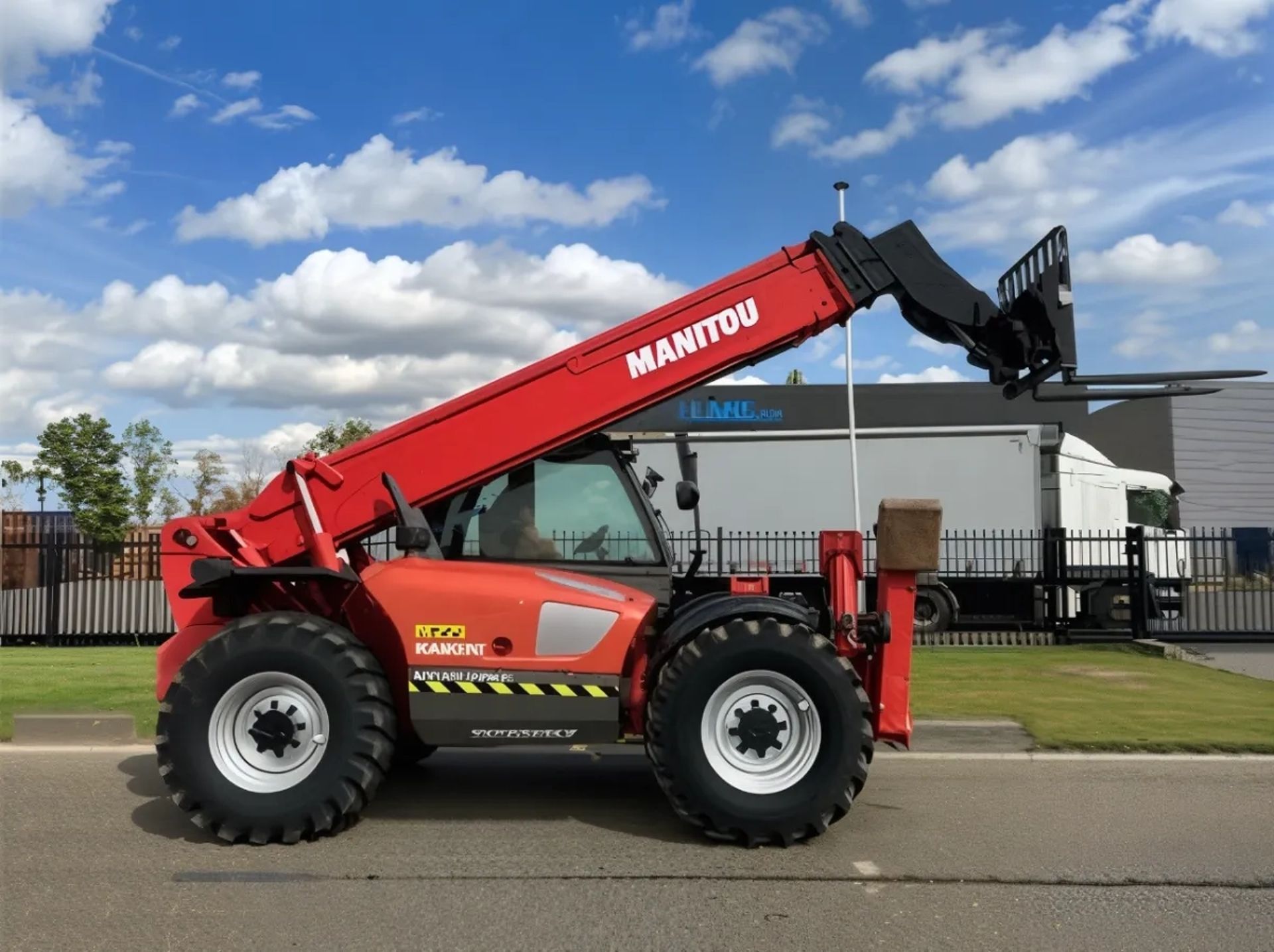 Телескопічний навантажувач MANITOU 1337 SLT