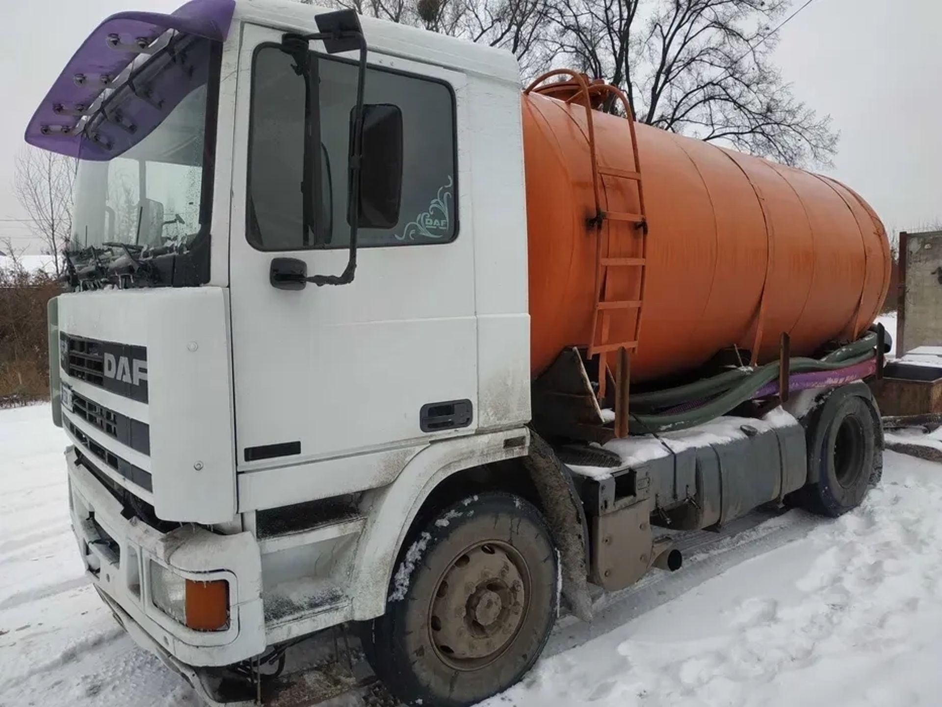 Асенізатор на базі DAF для видкачки рідких відходів
