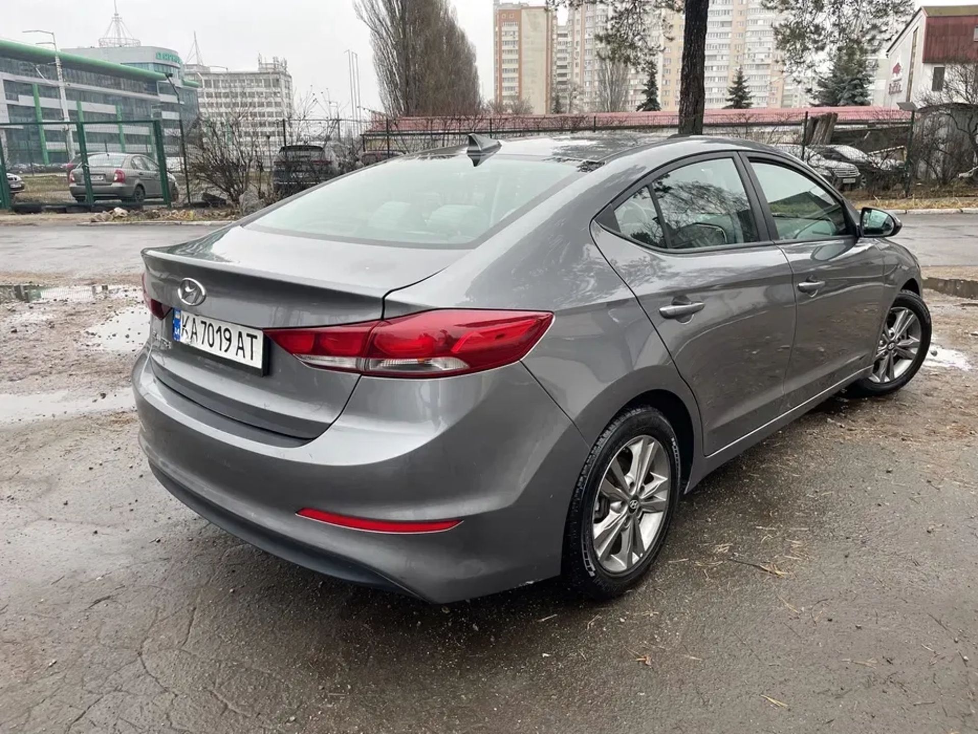 Hyundai Elantra, Kia Forte AT від 600 грн за добу