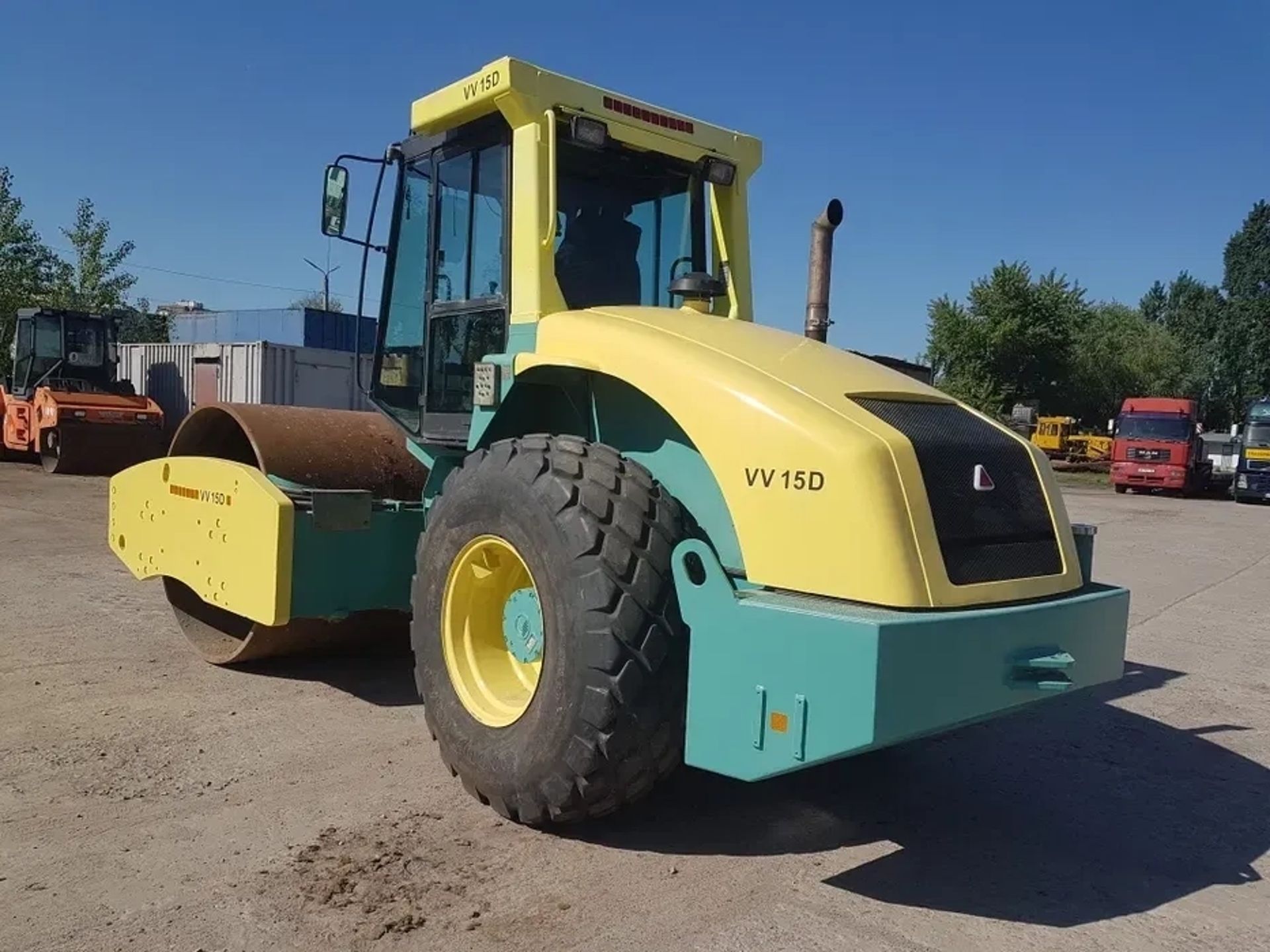 Ґрунтовий каток Stavostroj (Ammann) VV 15D