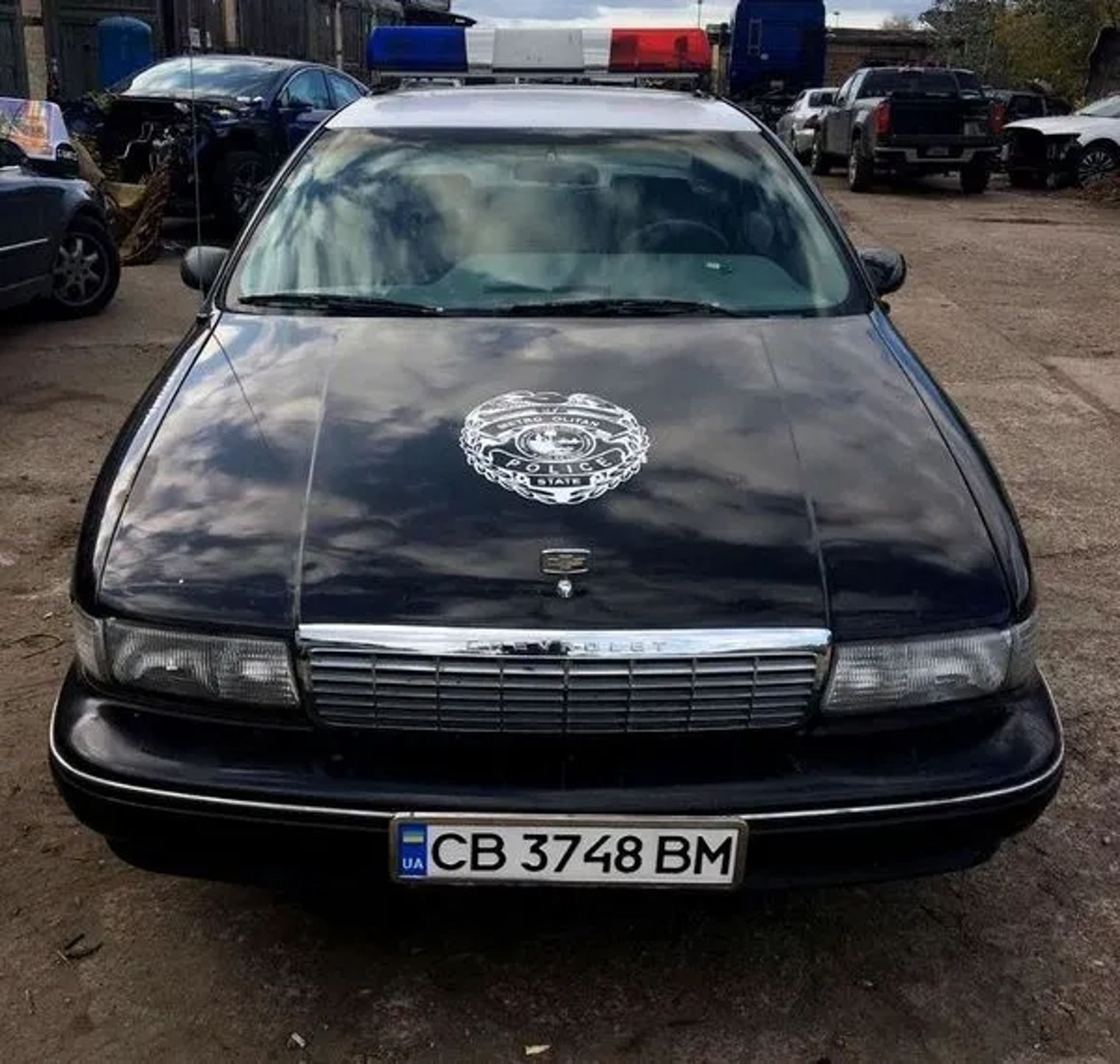 382 Автомобіль поліцій Chevrolet Caprice на зйомки