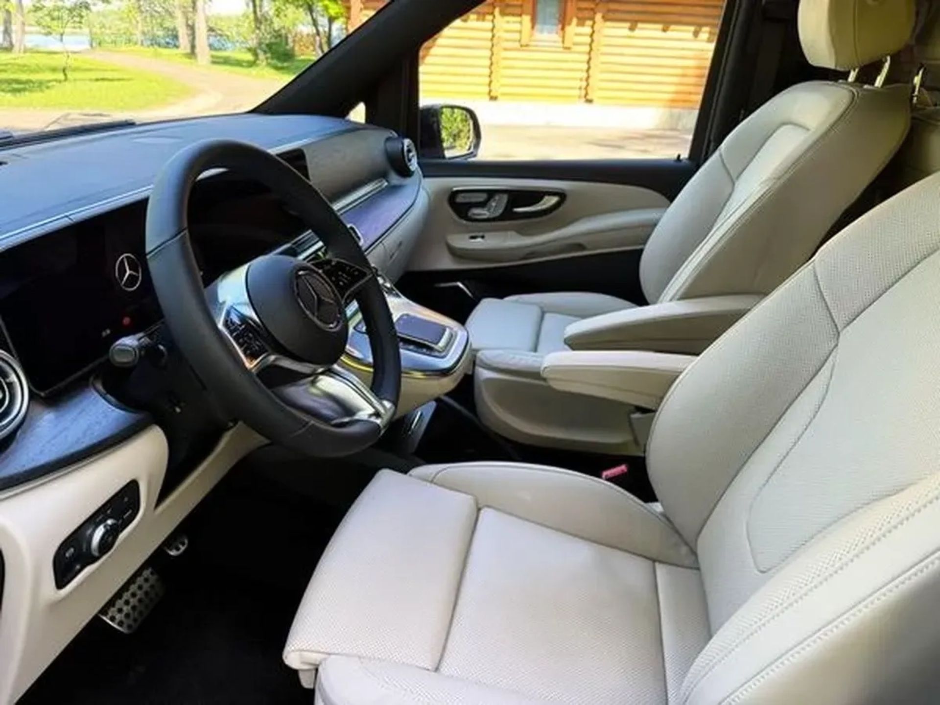 395 Мікроавтобус Mercedes-Benz V-Class з водієм – трансфер