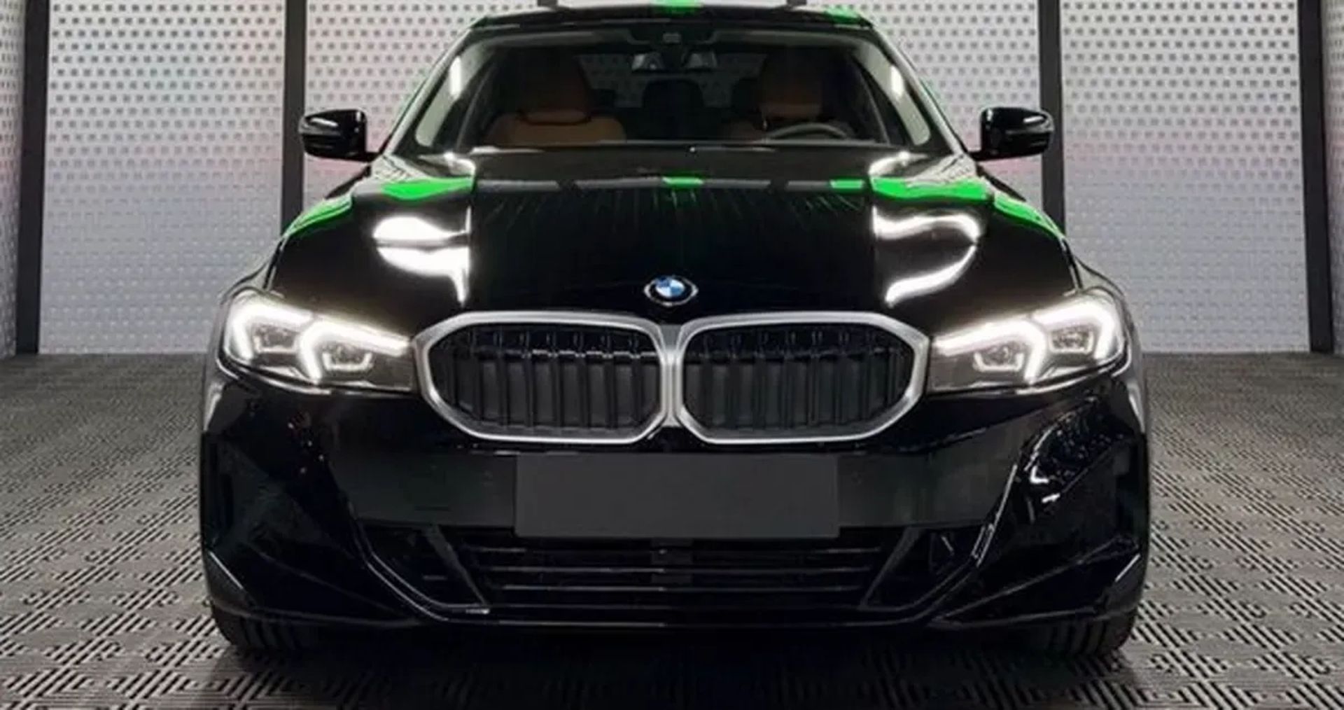 449 BMW 320і G20 NEW на весілля з водієм
