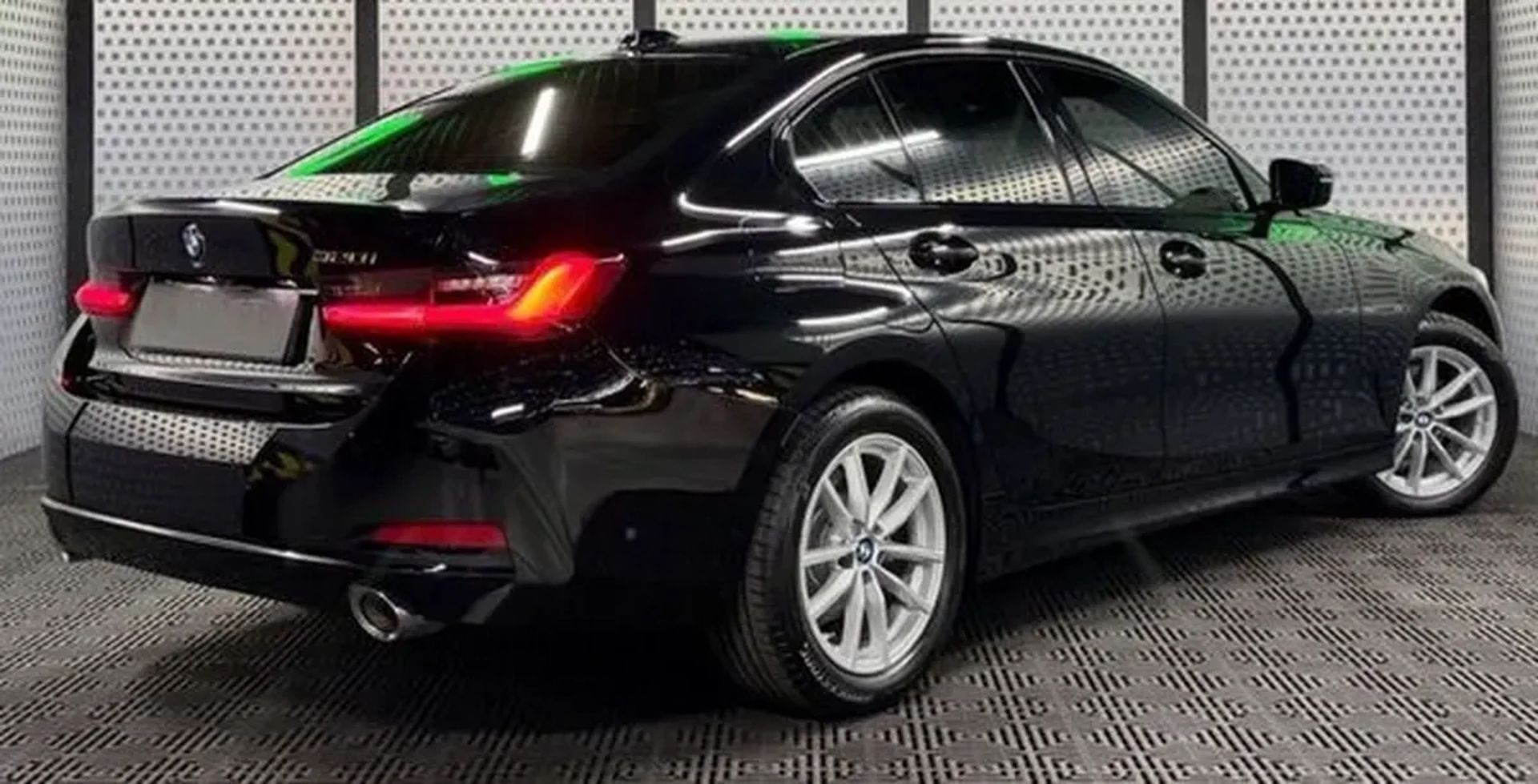 449 BMW 320і G20 NEW на весілля з водієм