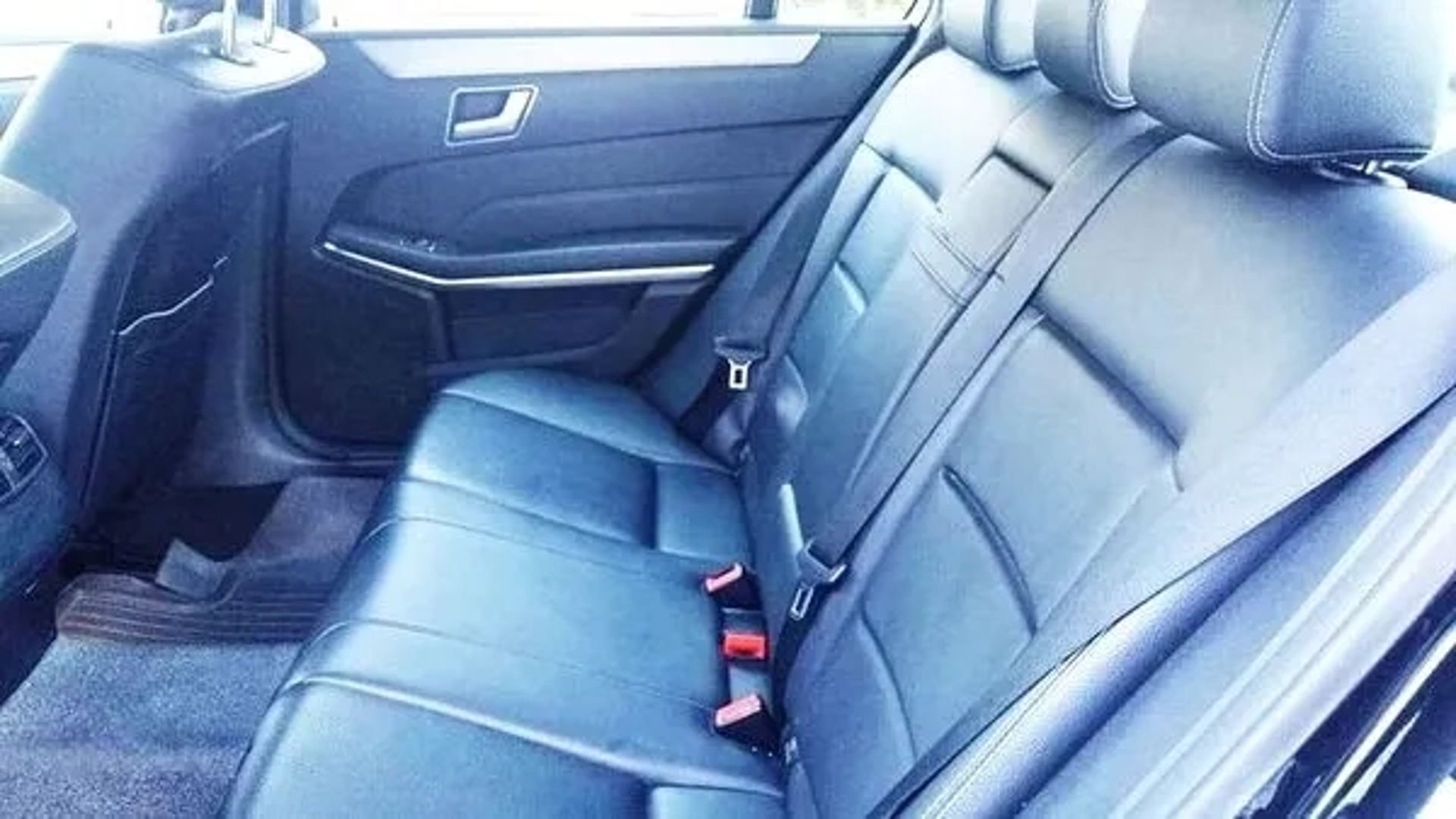 110 Авто на весілля Mercedes W212 E200 замовити з водыэм