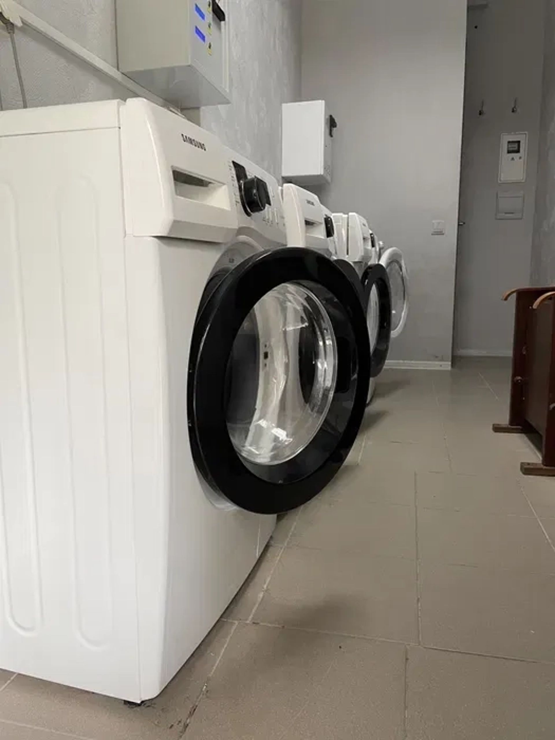 Пральня Самообслуговування в Ірпені. Laundry, self-servece, Прачечная