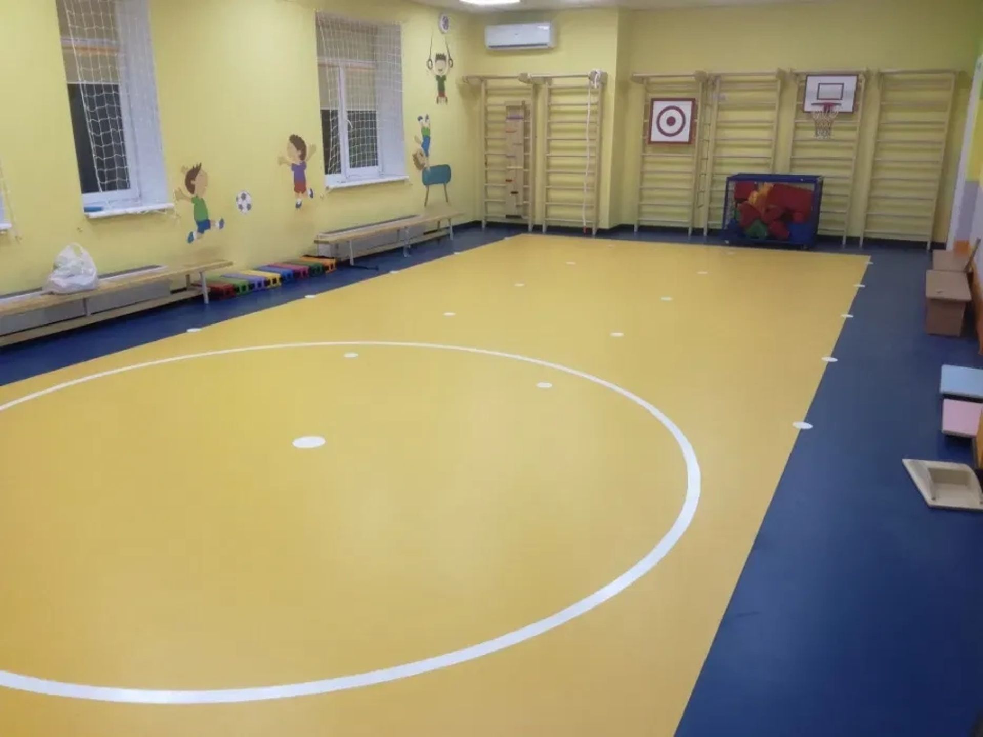 Нанесення розмітки (оновлення) на спортивні майданчики-спортзали