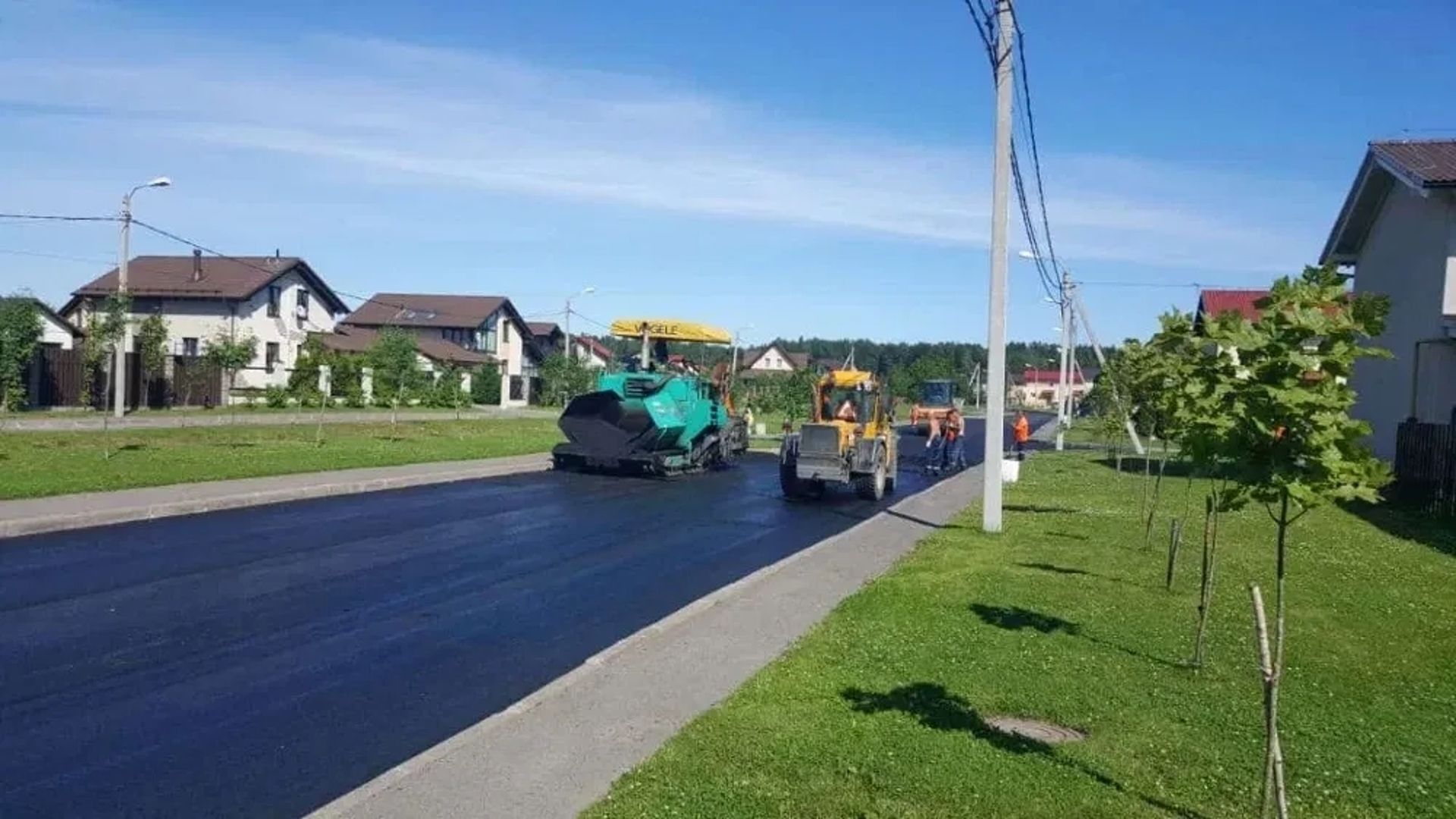 Асфальтування доріг, автостоянок, тротуарів, майданчиків, укладання асфальту