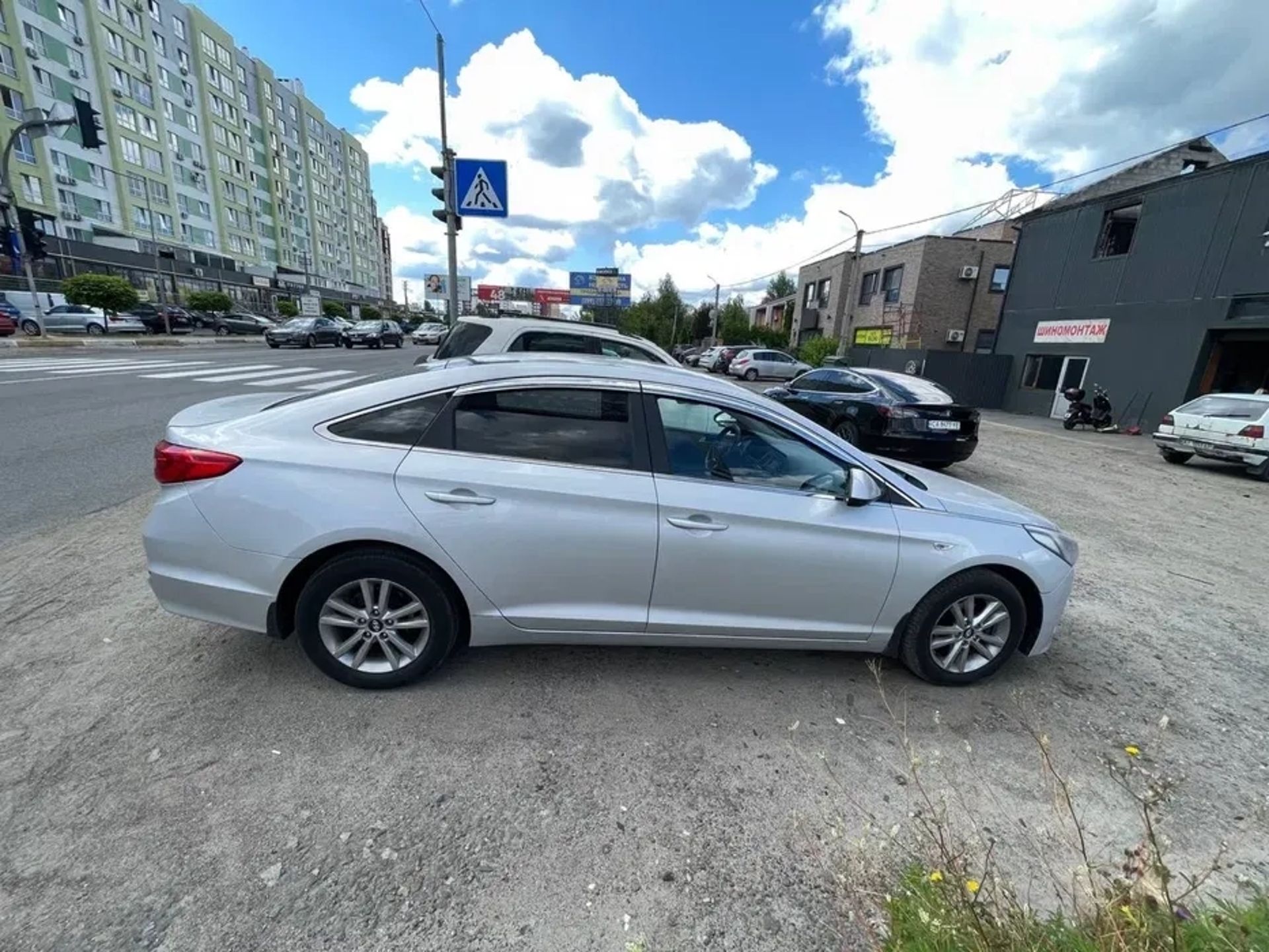 Hyundai Sonata LF