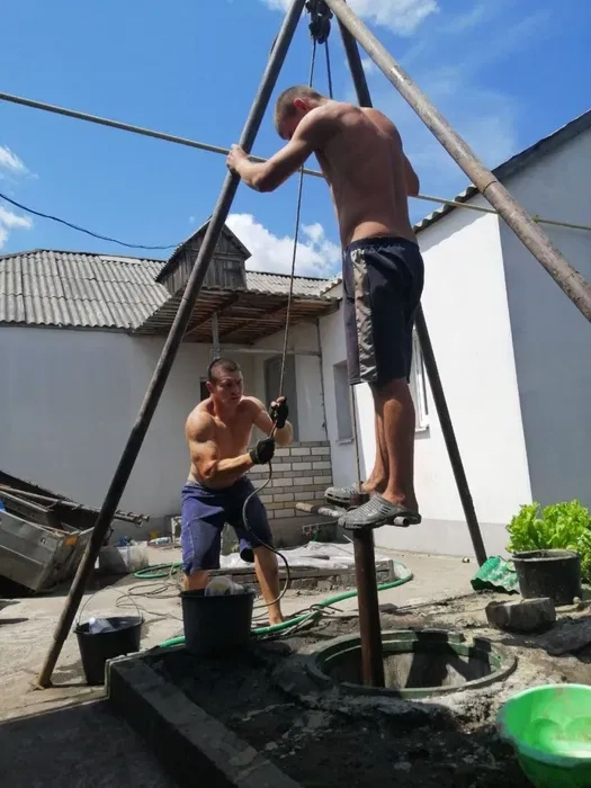 Професійне буріння свердловин на воду з гарантією якості та швидким виконанням робіт
