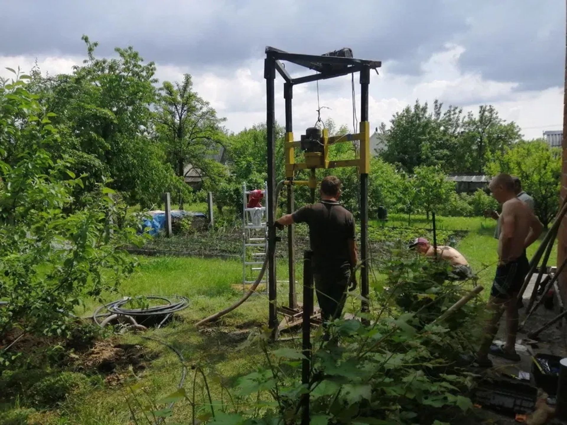 Професійне буріння свердловин на воду з гарантією якості та швидким виконанням робіт