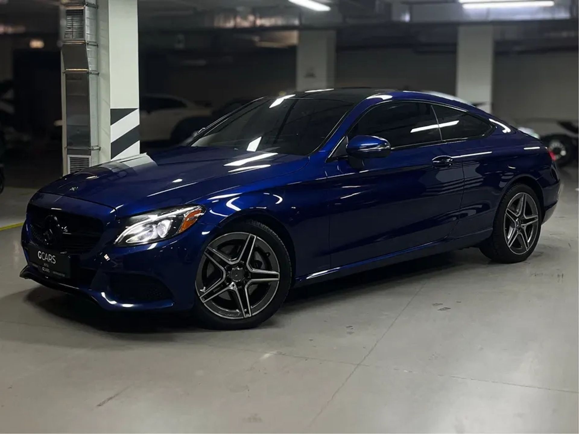 Елегантний Mercedes-Benz C 300. Авто у Відмінному Стані