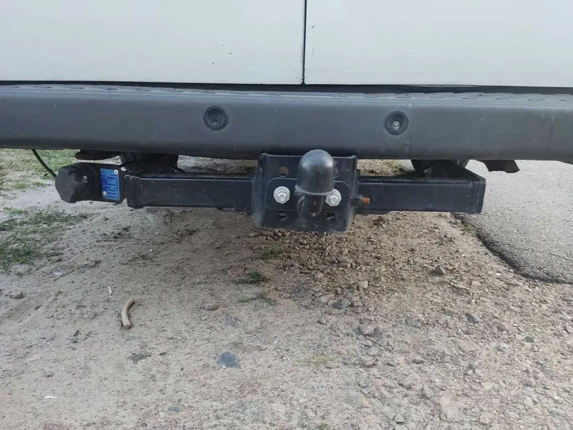 Вантажні авто FORD TRANSIT-2.2