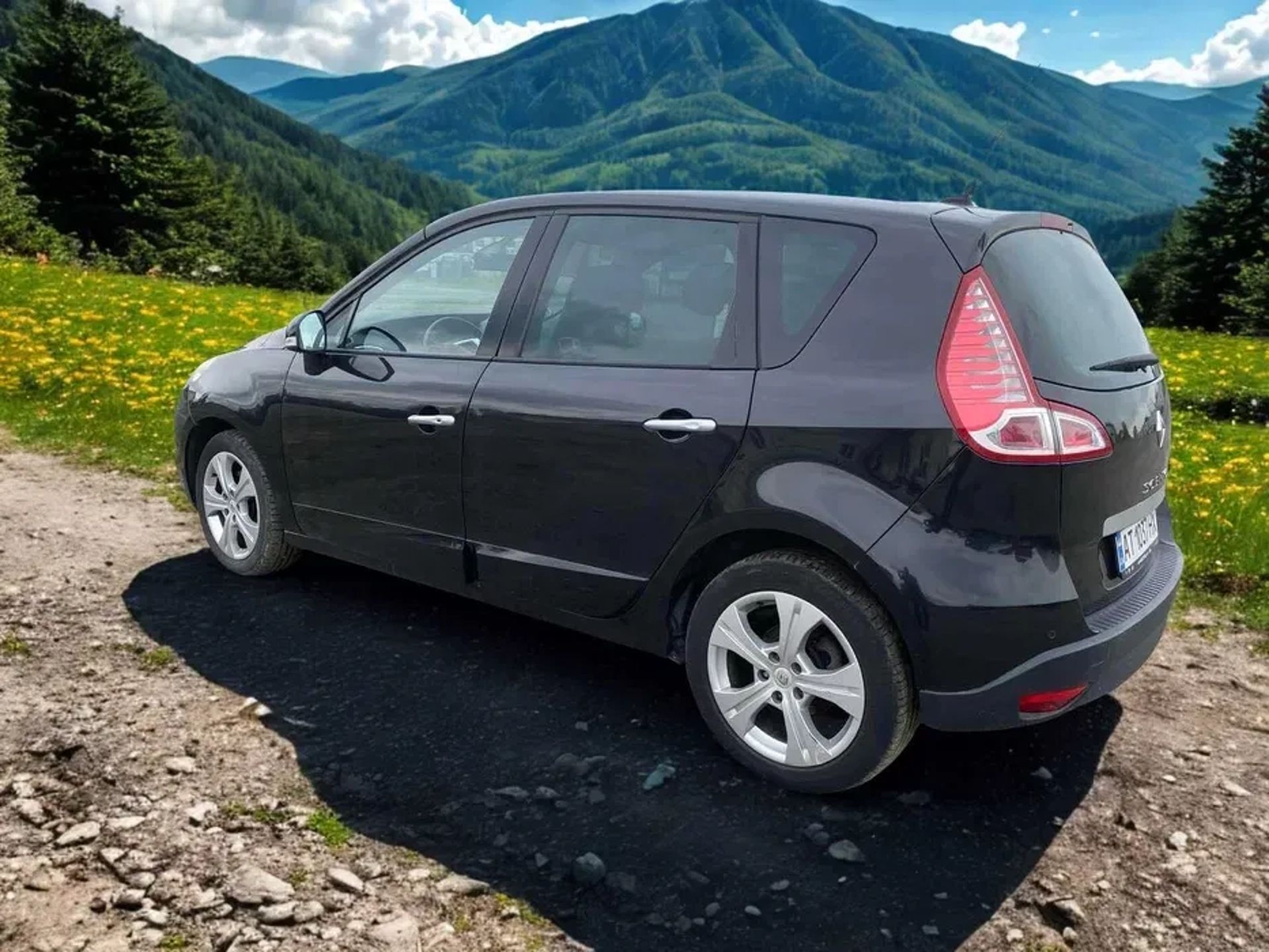 Renault Scénic 1.4 TCe – бензин, універсал