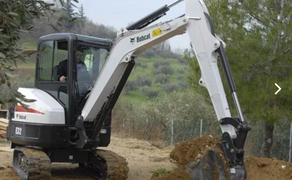 Міні-екскаватор Bobcat E32
