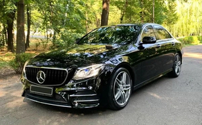 101 Mercedes E-класу на весілля в Києві – Mercedes W213 E300 