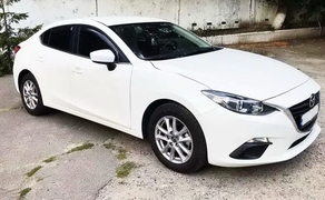 233 Mazda 3 біла замовити на весілля Київ