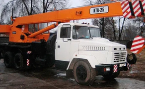 Автокран 25т-22м