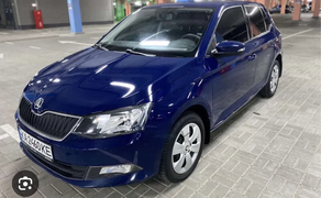 Авто Skoda 1.0MPI 2017