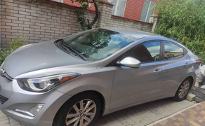 Авто Hyundai Elantra 5