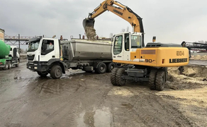 Послуги оренди повнооборотного колісного екскаватора Lidher