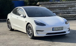 Авто Tesla Model 3 2021р