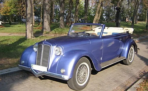 198 Ретро кабріолет на весілля зйомки Opel Olympia
