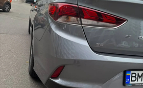 Hyundai Sonata без водія