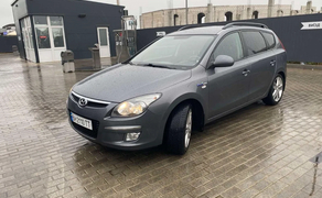 Авто Hyundai 2009 року
