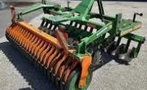 Дискова борона AMAZONE Catros разом із ТРАКТОРОМ колісним John Deere 8370R
