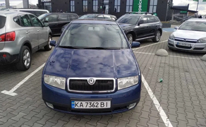 Автомобіль Skoda Fabia