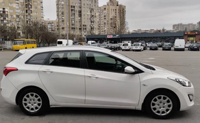 Авто універсал