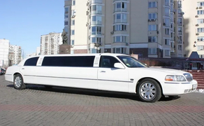 044 Лімузин на веcілля Lincoln Town Car 120 NEW