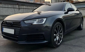 139 Авто Audi A4 без водія