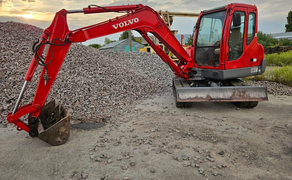Послуги міні екскаватора VOLVO EC55B