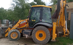 Екскаватор-навантажувач JCB 3CX