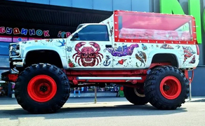 073 Party Bus Monster truck на день народження 